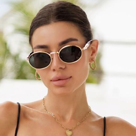 Retro Oval Sunglasses - Picture 1 of 5